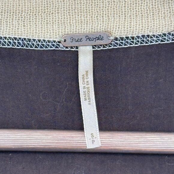 Free People Sweater Womens Small Beige Cardigan Snap Front Longline Wool Alpaca - Picture 3 of 11
